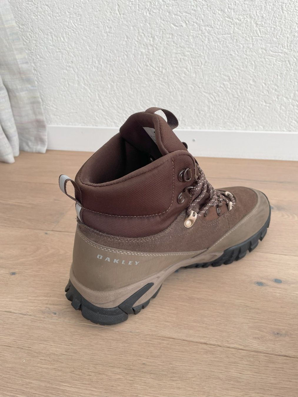 Oakley Herrenschuhe: Oakley Wanderschuhe – Neu (gemäss Beschreibung) aus Grosshöchstetten von Marcwue 2