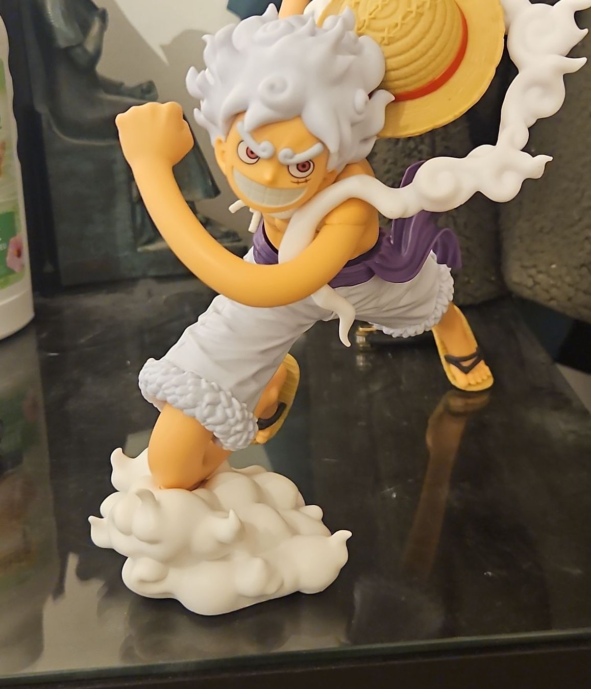 Figurines: One Piece Figur Monkey D Luffy Gear 5 neuwertig – Neuf (Voir description) à Bülach par Aufziehvogel