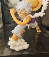 One Piece Figur Monkey D Luffy Gear 5 neuwertig