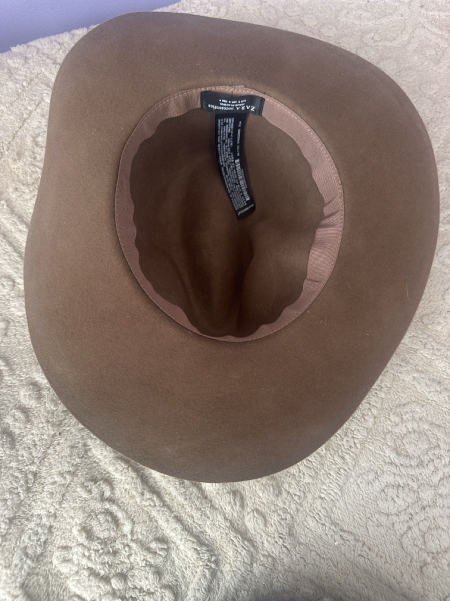 Zara Copricapi, berretti & cappellini: Chapeau brun avec plume  – Nuovo (secondo la descrizione) da Vernier venduto da Chiara1907 3