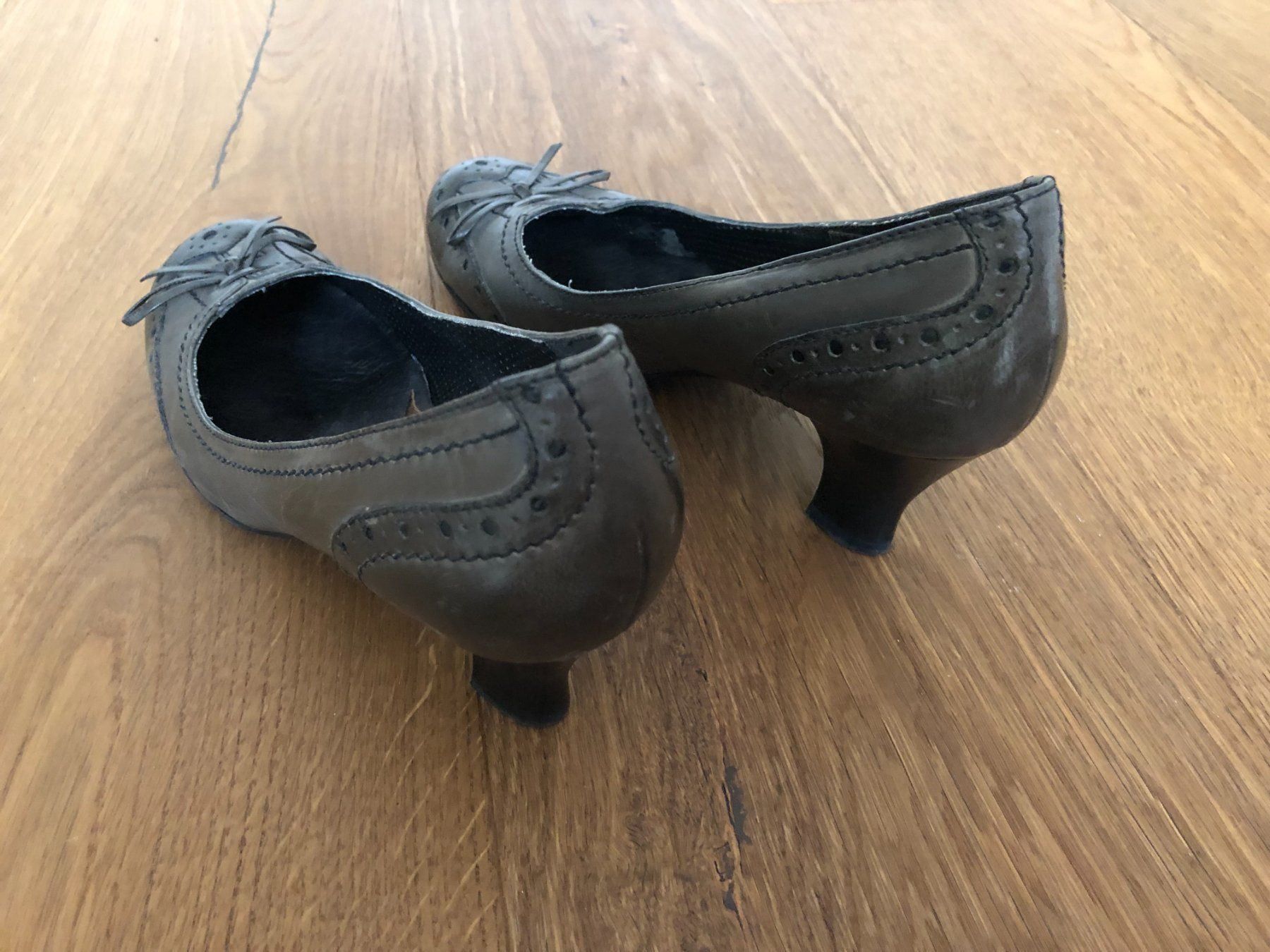 S.Oliver Scarpe da donna: Graue Pumps – Nuovo (secondo la descrizione) da Rheinfelden venduto da Brise8 1