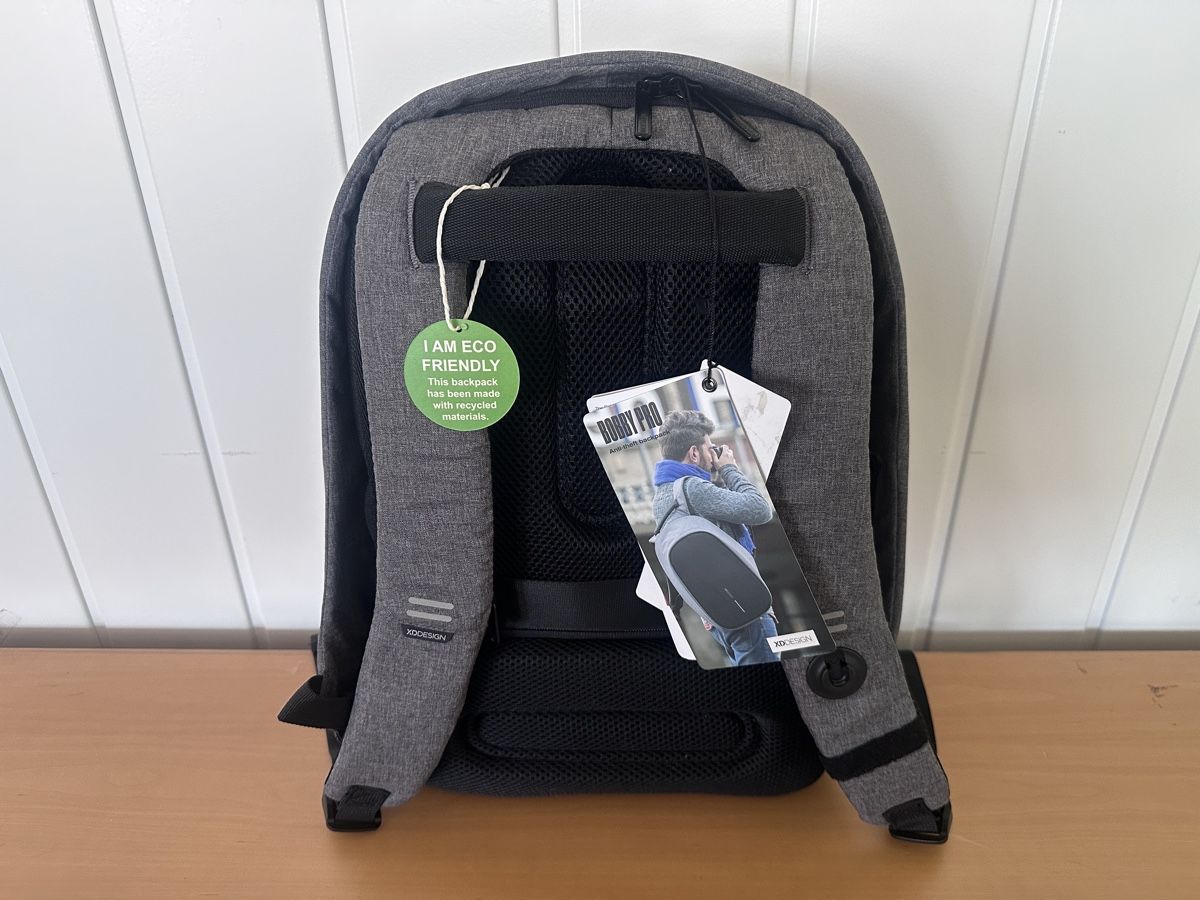 Rucksäcke: Bobby Pro Anti-Theft Backpack - Neu! – Neu und originalverpackt aus Basel von thmnn 1