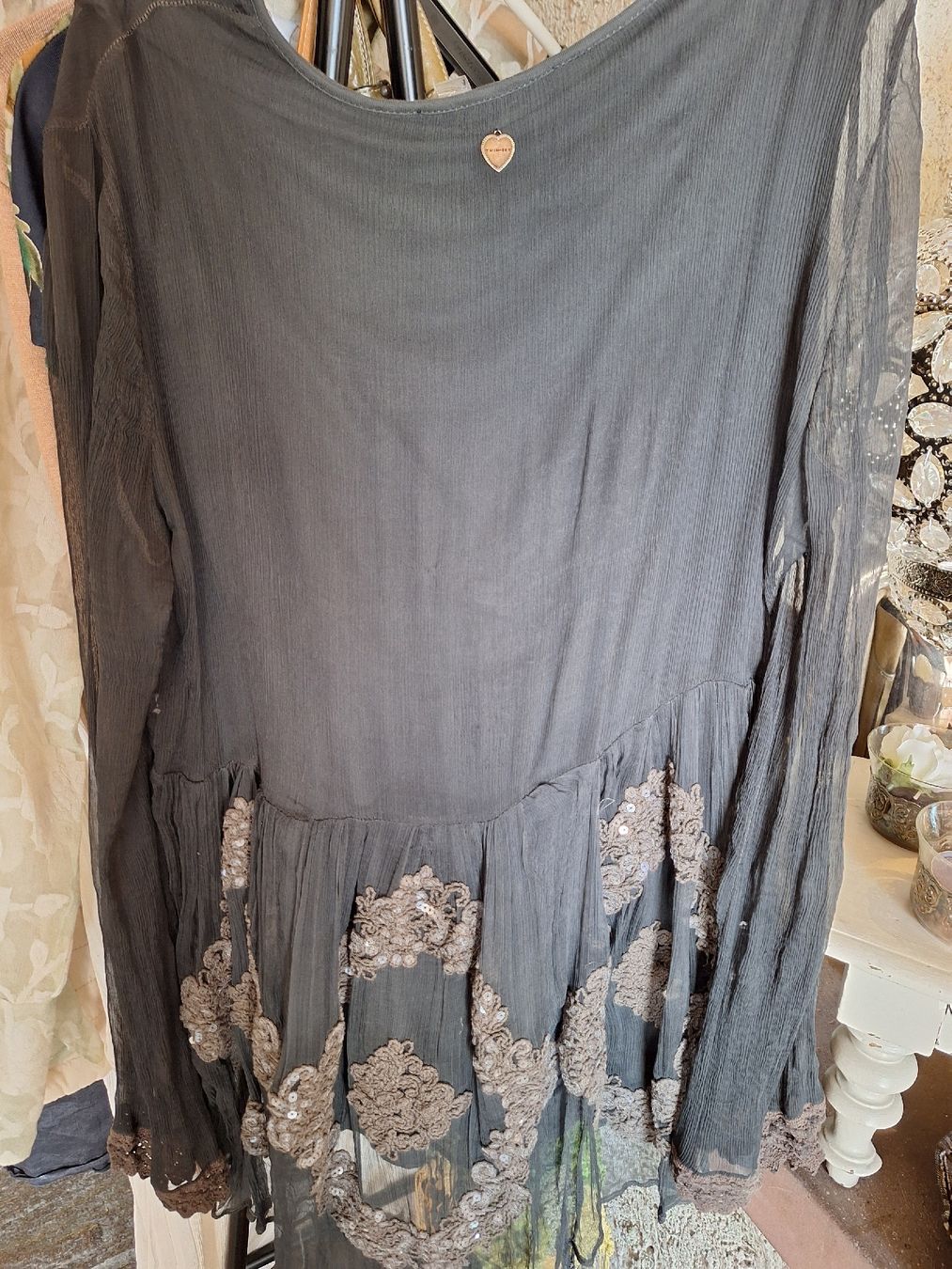 Camicette: Seidenbluse mit Pailletenstickerei – Usato da Rheinfelden venduto da Cleopatra2000 3
