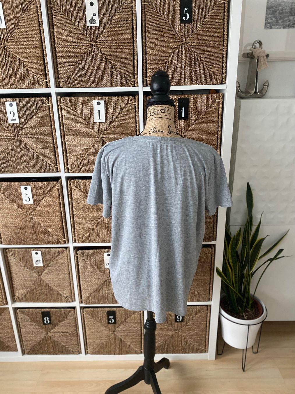 T-Shirts: Velvet Shirt, silver grey, size XL – Neu und originalverpackt aus Safenwil von rgs_tg62 3