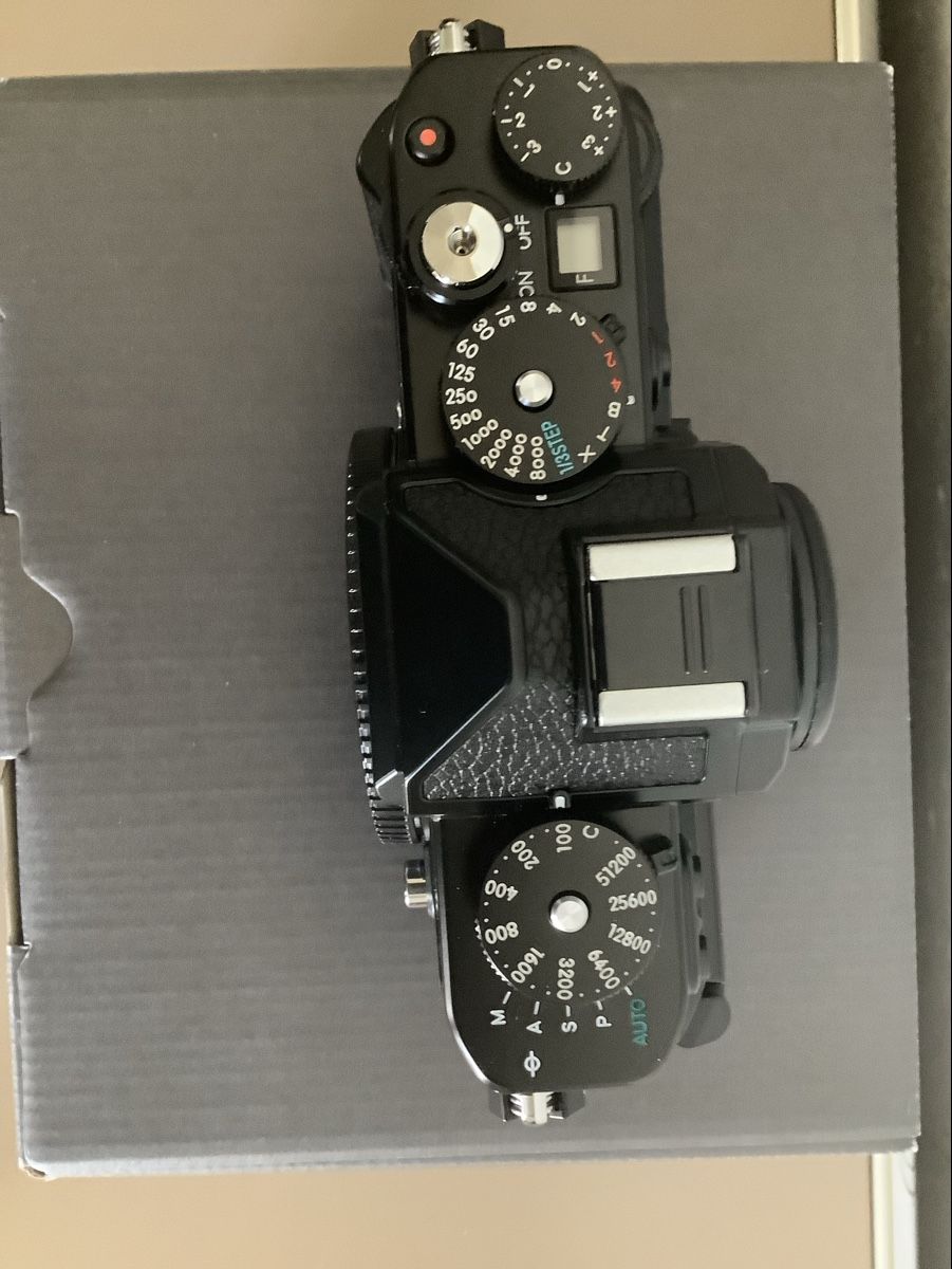 Nikon Fotocamera: Nikon ZF neu – Nuovo (secondo la descrizione) da Horn venduto da nerocsl01 1
