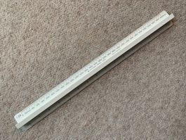 Faber-Castell Massstab