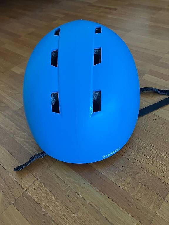 Casques: Skihelm 6-8 Jahre – D'occasion à zürich par insomnia1975 2