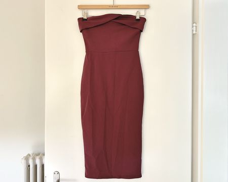 Missguided Kleid trägerlos bordeaux Grösse 36 neuwertig