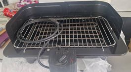 Praktischer SEVERIN Elektro-Tischgrill für Balkon & Terrasse