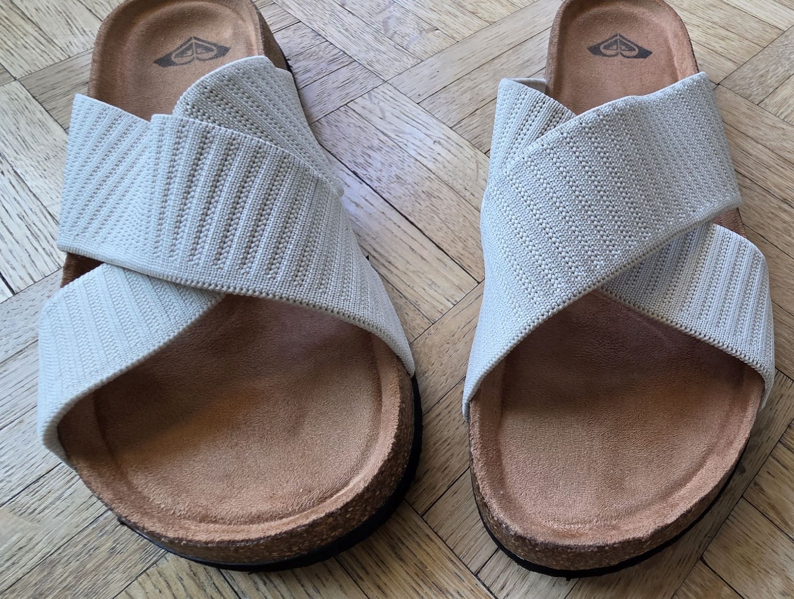 Roxy Damenschuhe: Sandales Roxy neuves taille 39 – Gebraucht aus Yverdon-les-Bains von van_dq65 9