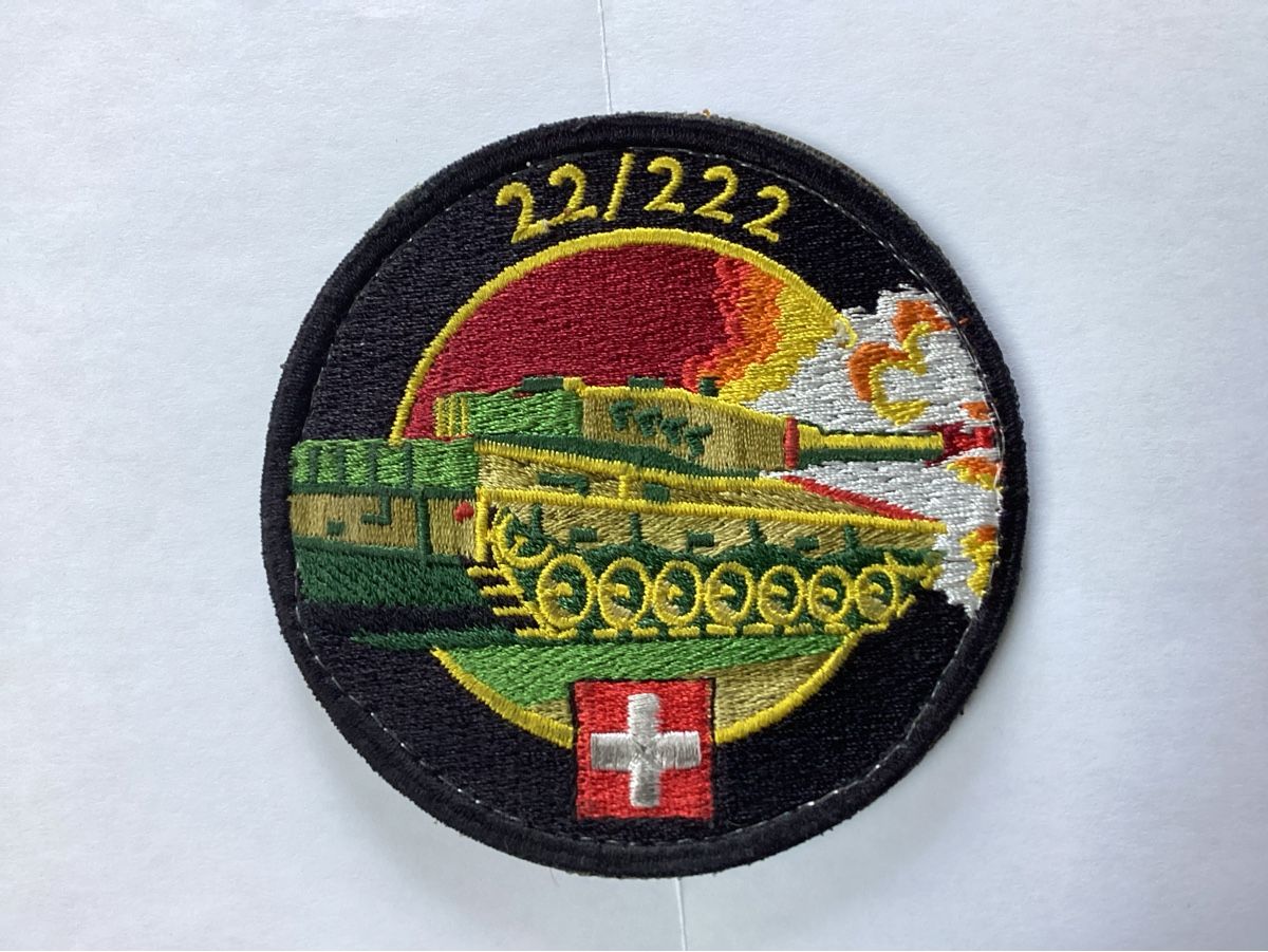 Schweizer Armee Placchette & Badge: Badges 22/222 – Usato da niederurnen venduto da Hagugelmann