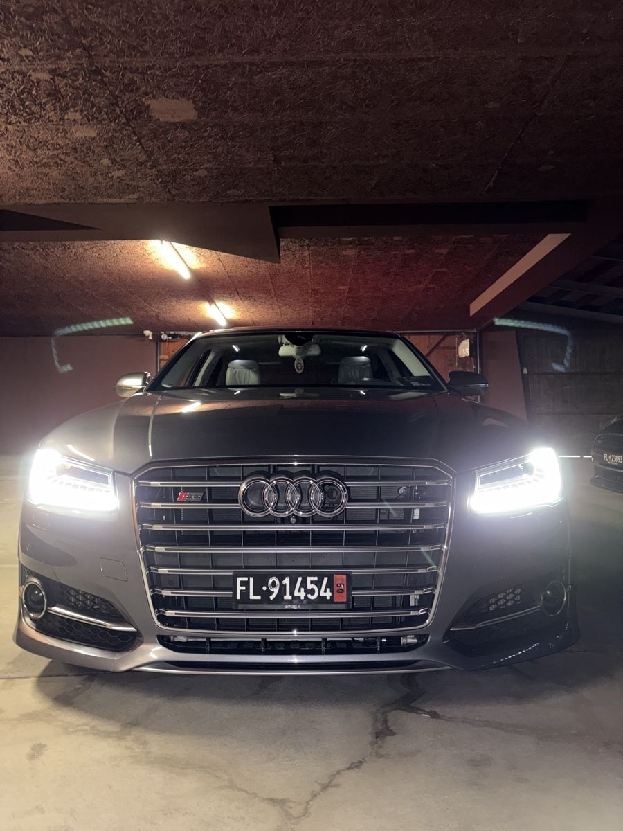 Audi Autos: AUDI S8 Mieten – Gebraucht aus Mols von Mikail.zey01