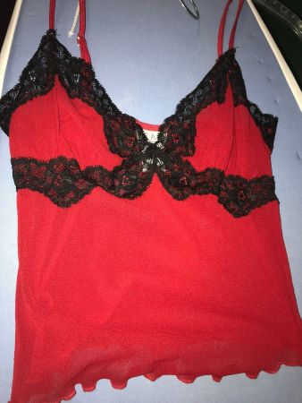 Top und Slip, schwarz/rot, Gr. S