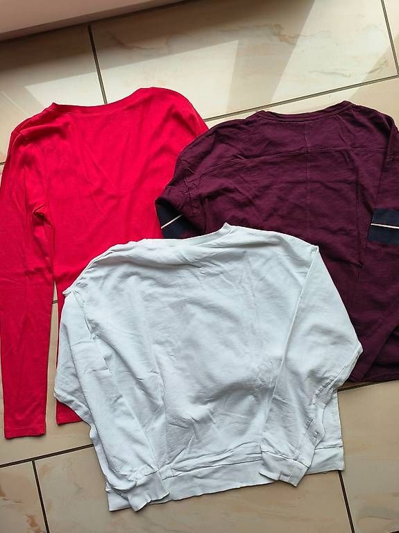 Kleiderpakete: Lot de trois Pulls – Gebraucht aus Grône von mmaye 4