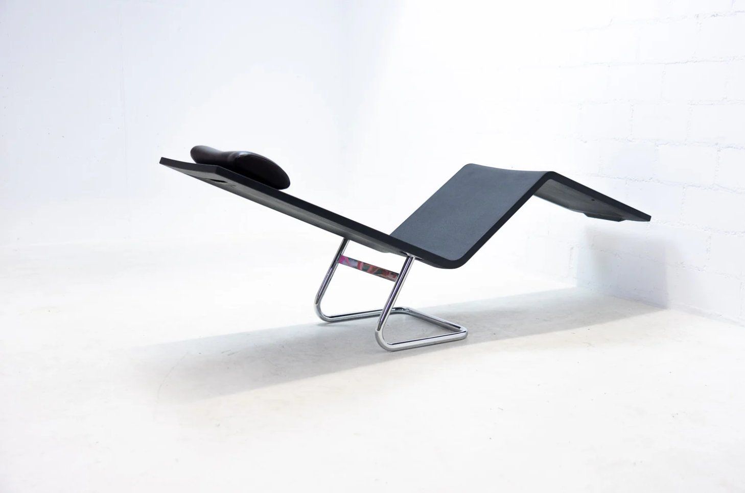 Vitra Liegen & Liegestühle: Vitra MvS Chaise Maarten Van Severen Nr. 1 – Gebraucht aus Meilen von Matthiasmueller 5
