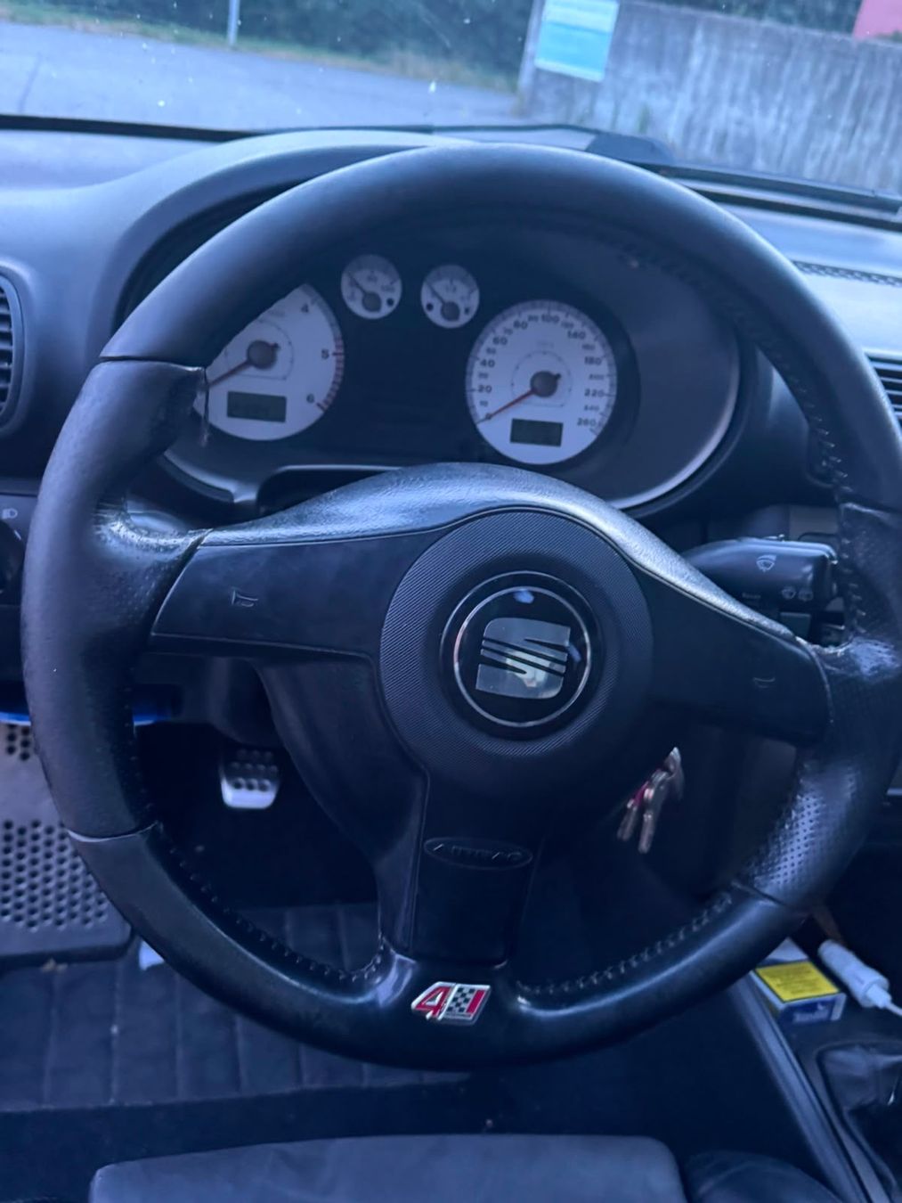 Cupra Automobili: Seat Leon 1.9 TDI CUPRA AB 1CHF – Usato da Windisch venduto da val_d66z 5