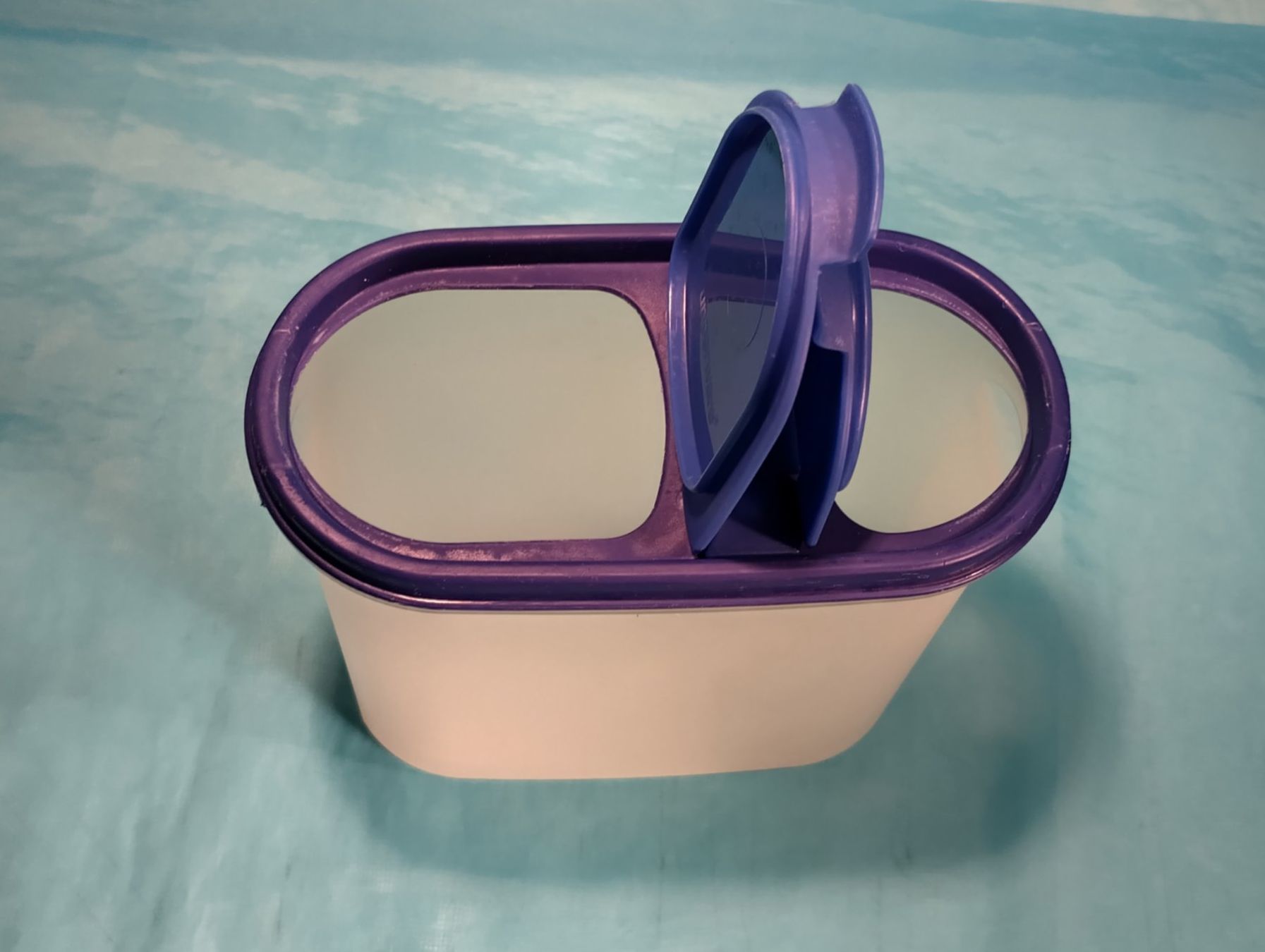 Tupperware Behälter & Ähnliches: Tupperware Behälter mit 2 Oeffnungen, 1.7L – Gebraucht aus Bellach von JingleCherry 4