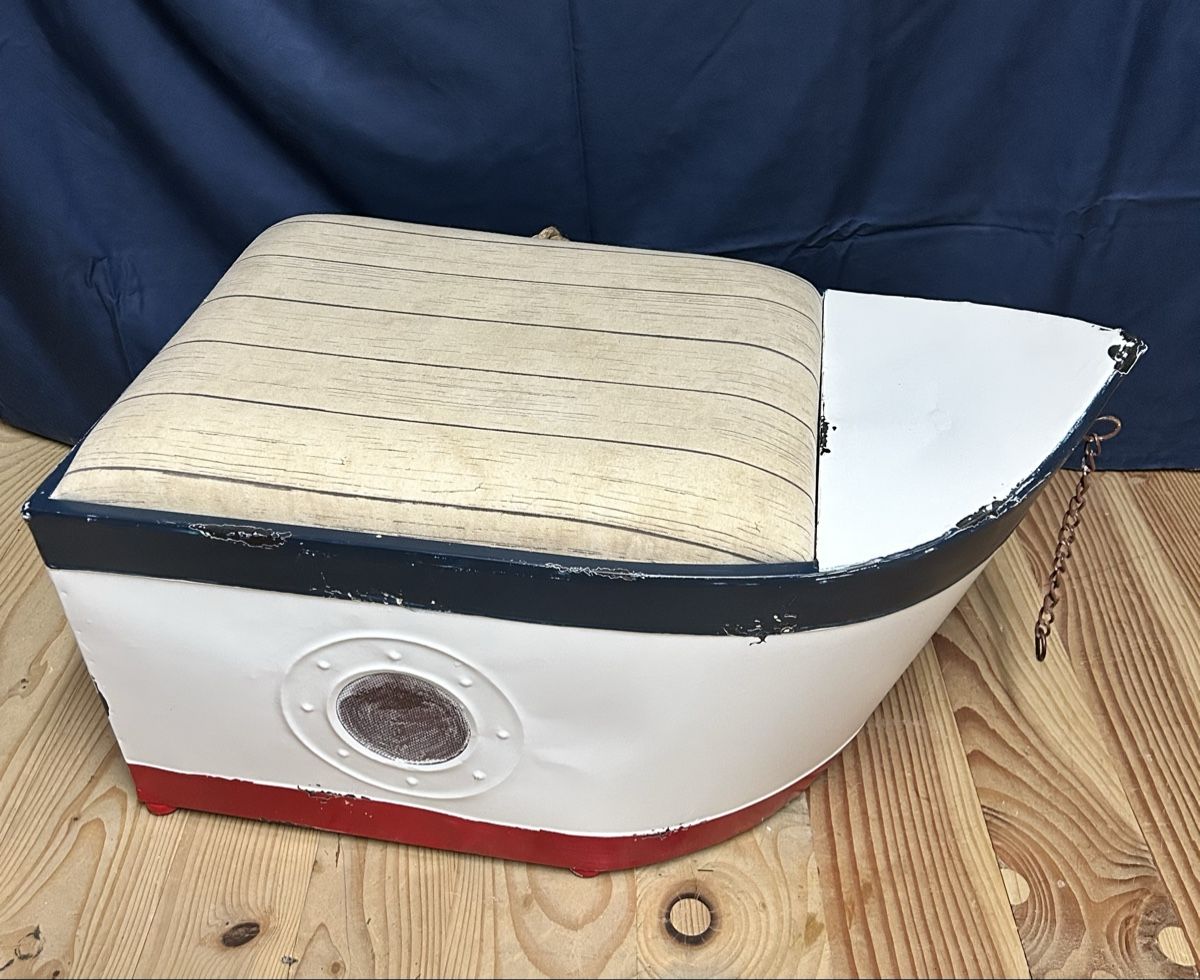 Hocker: Sitzhocker mit Stauraum Boot – Gebraucht aus Auswil von Kasiopeia72 1