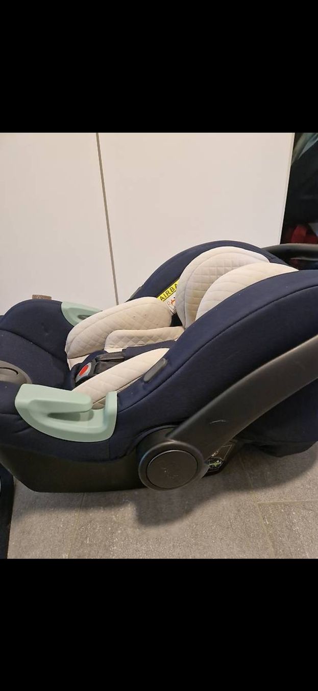 Seggiolini per auto: Babyschale Tulip  – Usato da Luzern venduto da fat_d59v 1