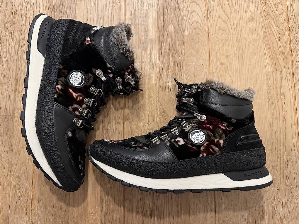 Bugatti Scarpe da donna: Winterschuhe Bugatti Damen – Usato da Kriessern venduto da c_n1