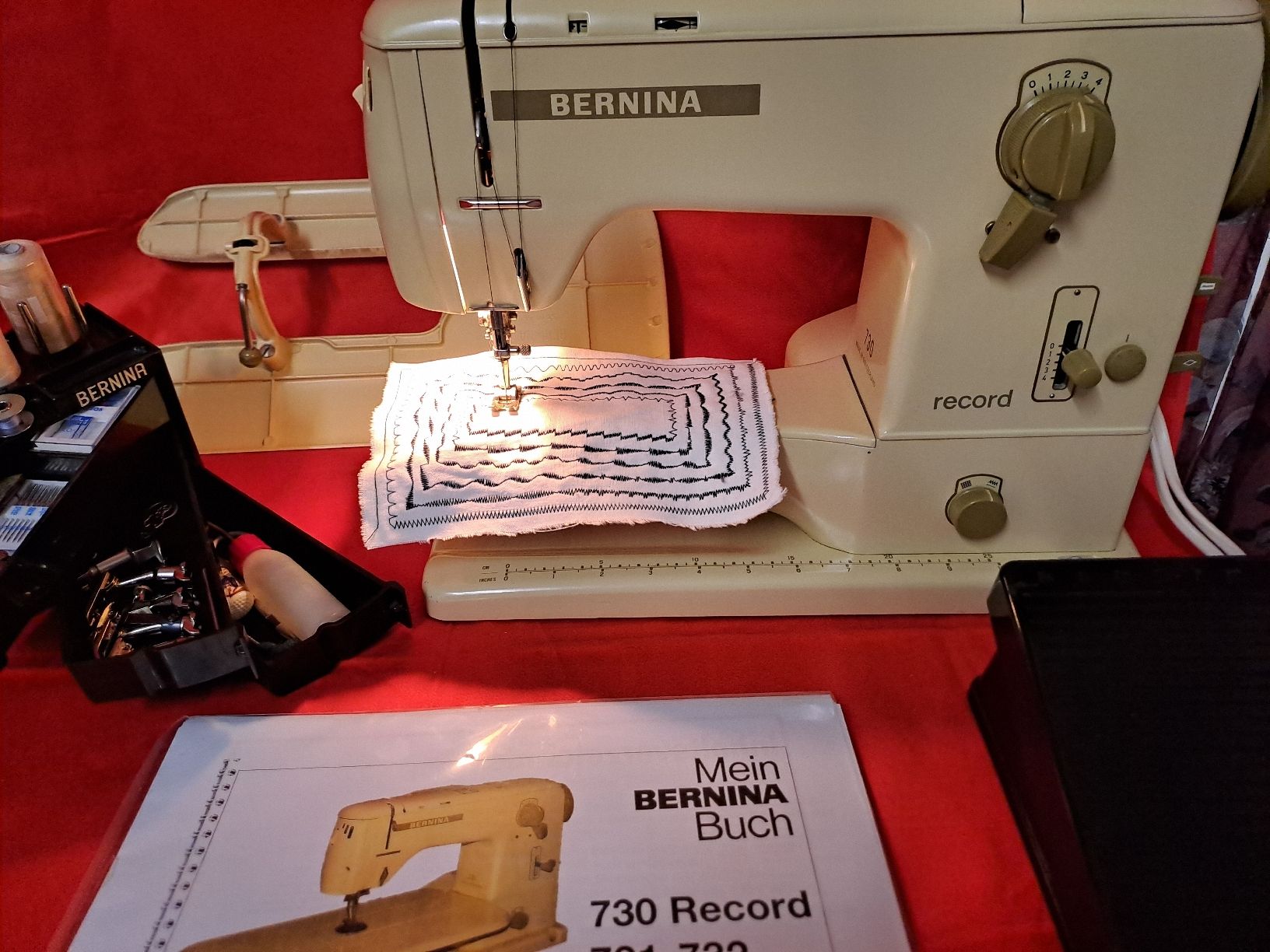 Bernina Macchine da cucire: Bernina 730 record – Usato da Belp venduto da amalija