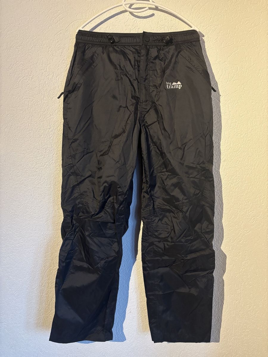 Big Tramp Hosen: Regenhose Big Tramp Grösse M NEU – Neu und originalverpackt aus Küssnacht am Rigi von sie_5yqs