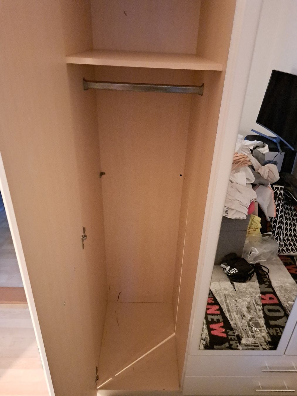 Armadi: Kleiderschrank – Usato da Flawil venduto da Leandro050700 1