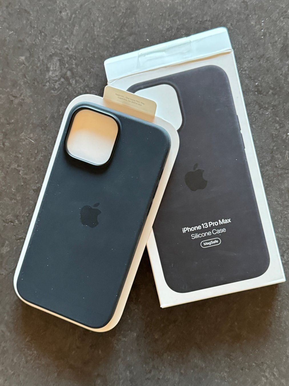Apple Coques & Protection écran: Apple Iphone Pro Max 13 Silicon Case, neu – Neuf (Voir description) à Baar par qsi2005