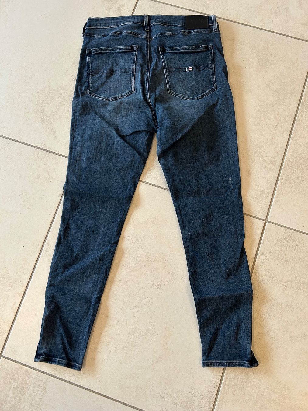 Tommy Hilfiger Jeans: Jeans Tommy Hilfiger – Usato da Courrendlin venduto da loko2910 1