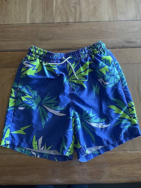 Badehosen: Short de bain taille 134/140 – Gebraucht aus Martigny-Croix von jen_t9fp