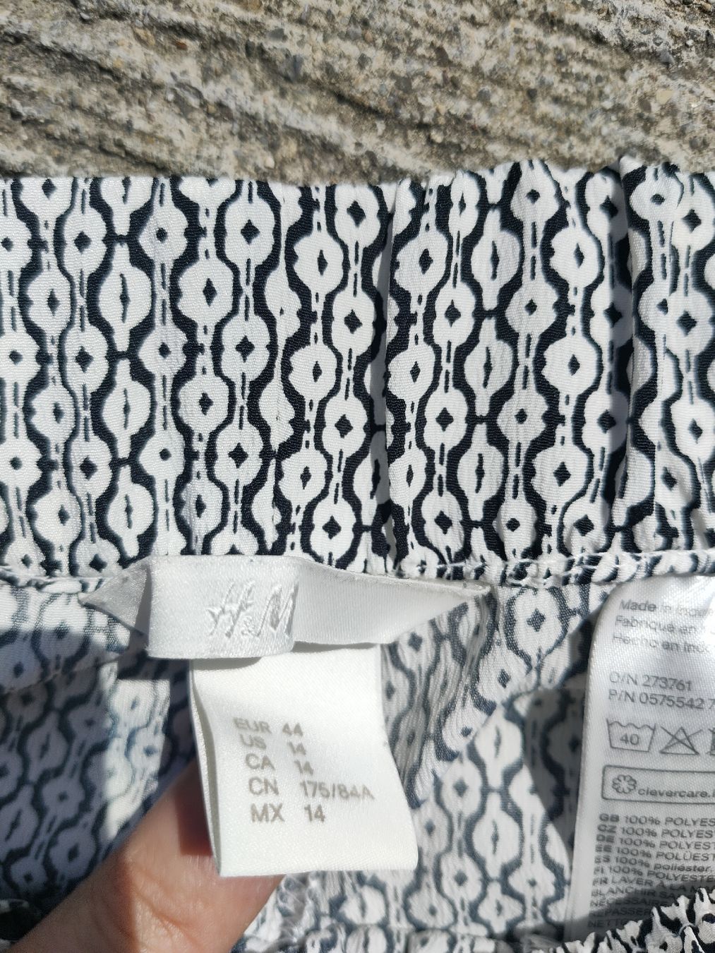 H&M Pantaloni: H&M Sommerhose Grösse 44 – Usato da Horgen venduto da Lulusa 2