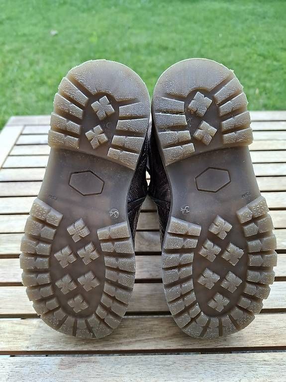 Bisgaard Schuhe für Mädchen: Bisgaard Winterstiefel Gr. 34 – Gebraucht aus Männedorf von Einhornmama 1
