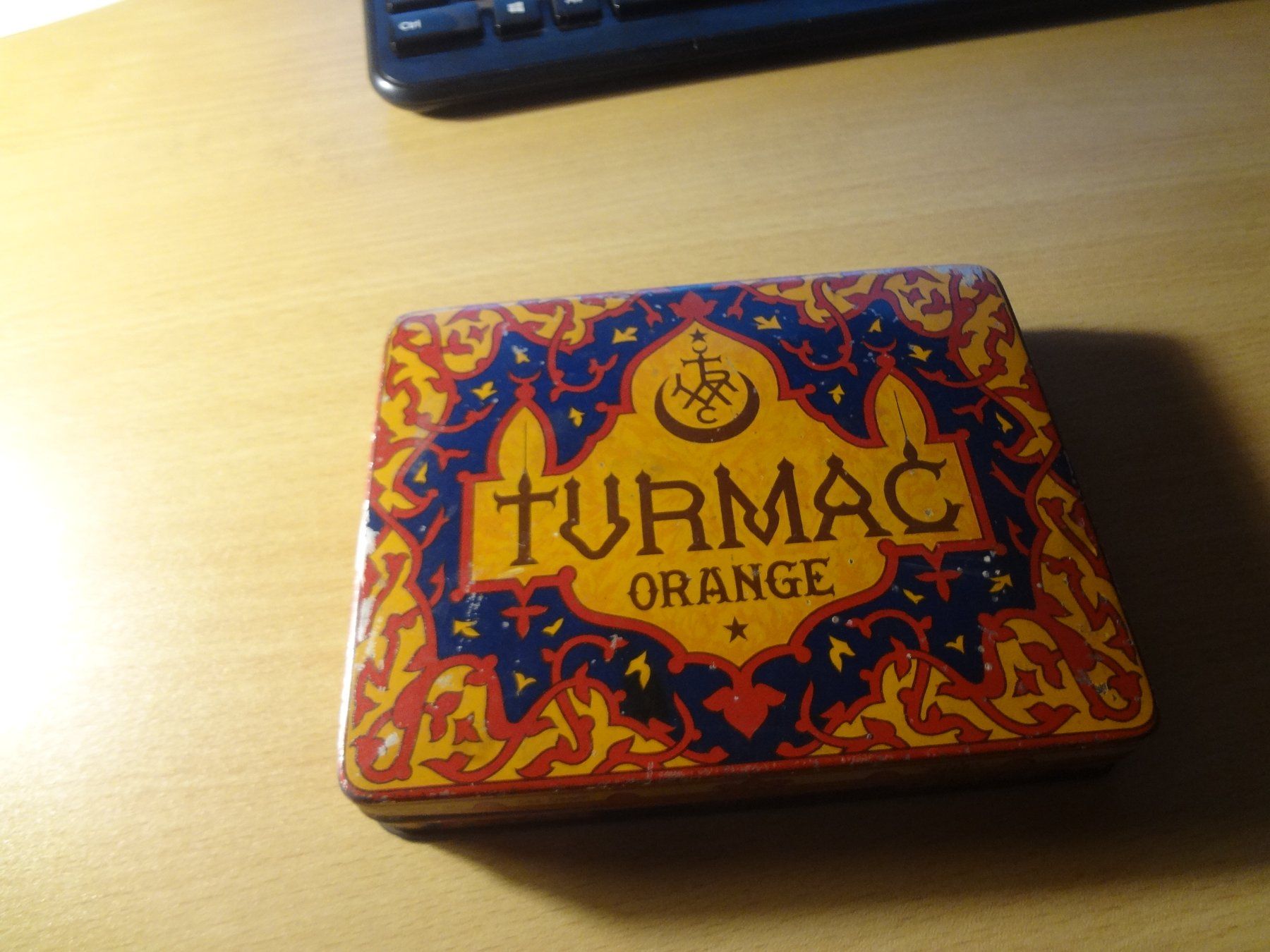 Tabak: BLECHDOSE GIGARETTES TURMAC ORANGE  ---- – Gebraucht aus la heutte von Nature7