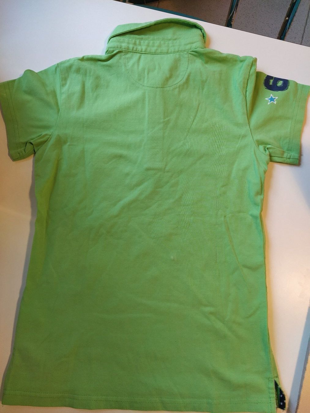 Blouses, T-shirts & Tops: Poloshirt – D'occasion à Hittnau par vanescott 1