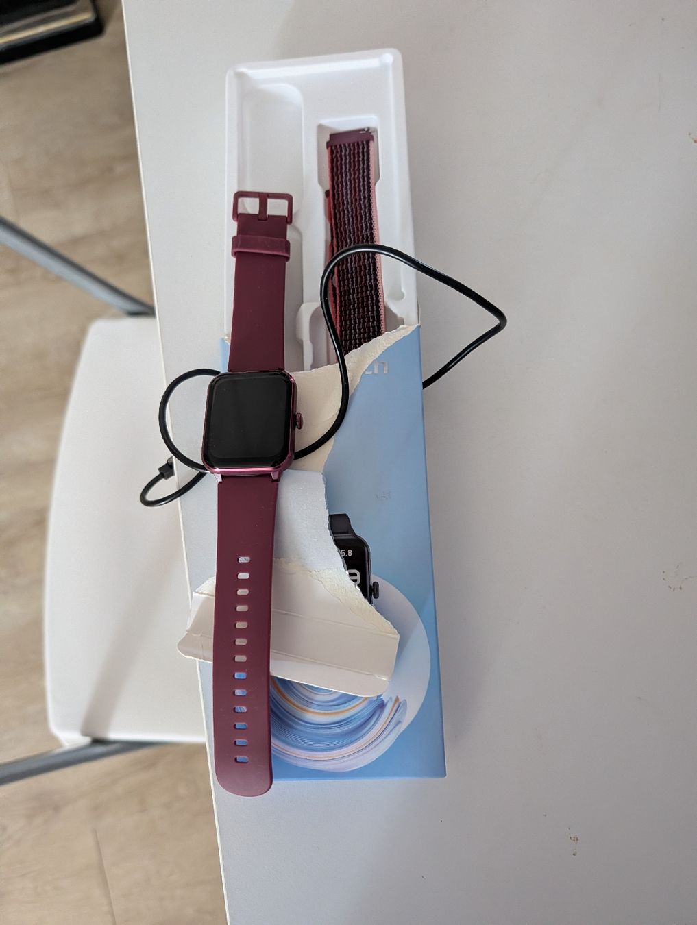 Smartwatch: smartwatch R50 – Gebraucht aus Röschenz von Beng