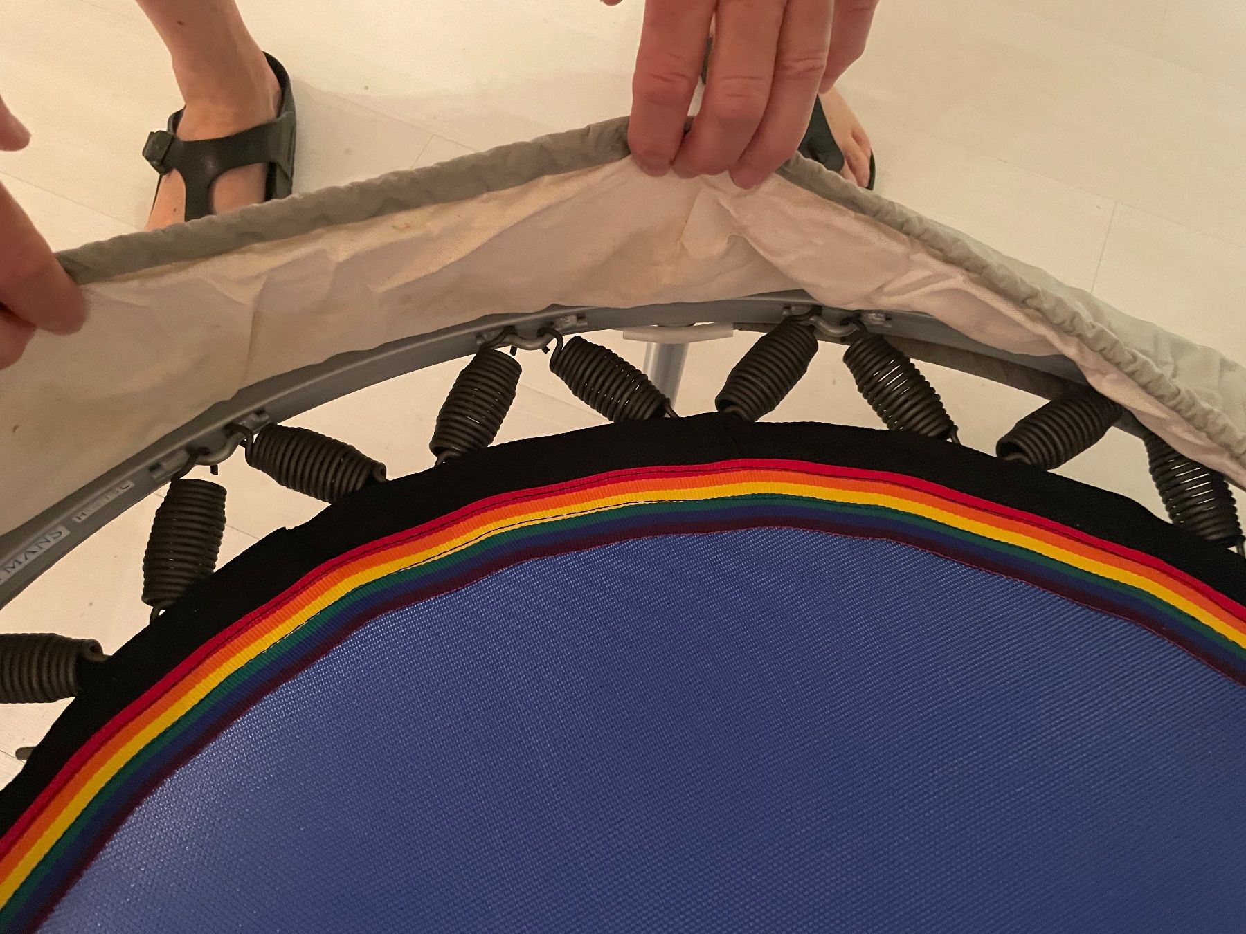 Trampolini: Trampolin ,TRIMILIN blau ,mit stange – Usato da Pfeffingen venduto da Purzzeli 8