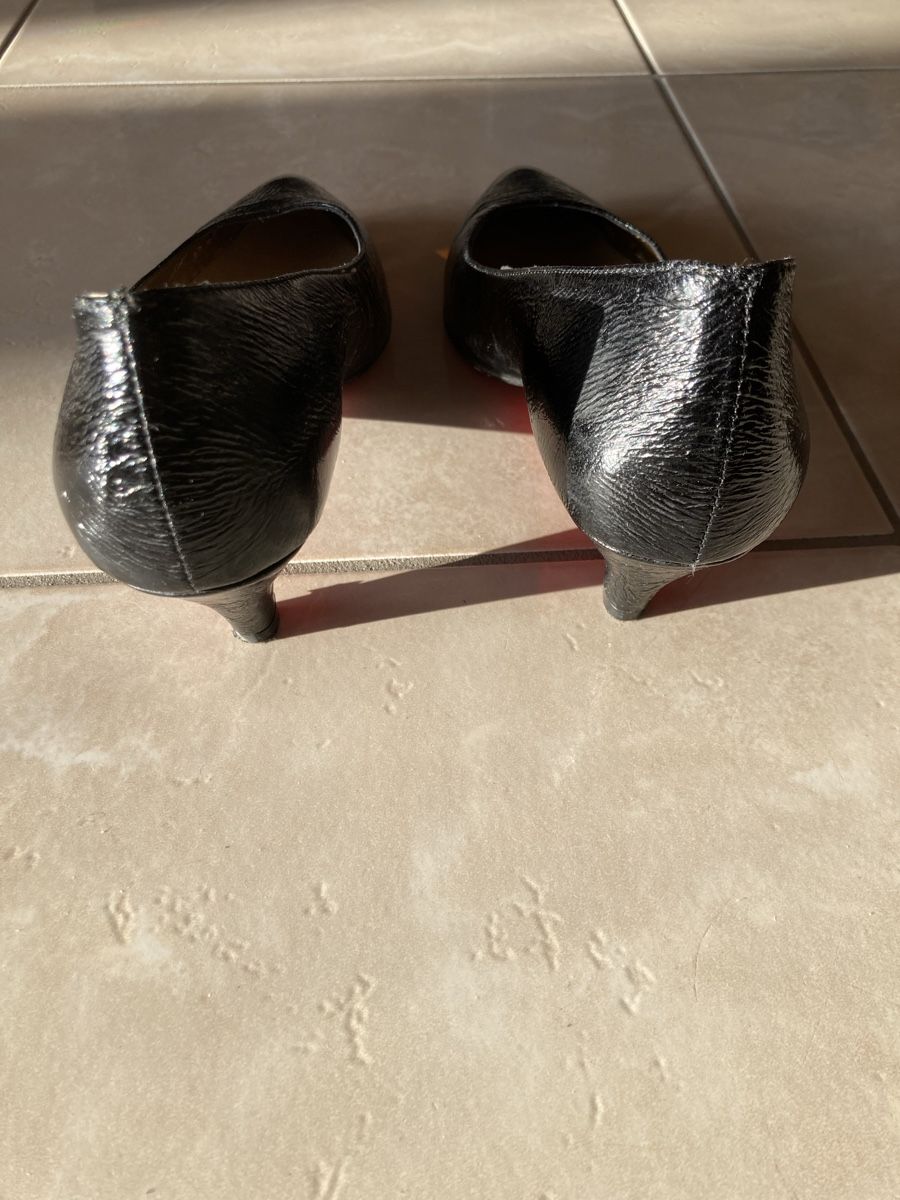 Scarpe da donna: Elegante Joyca Lack-Pumps, schwarz, Gr. 38 – Usato da Vinelz venduto da Viewfinder84 4