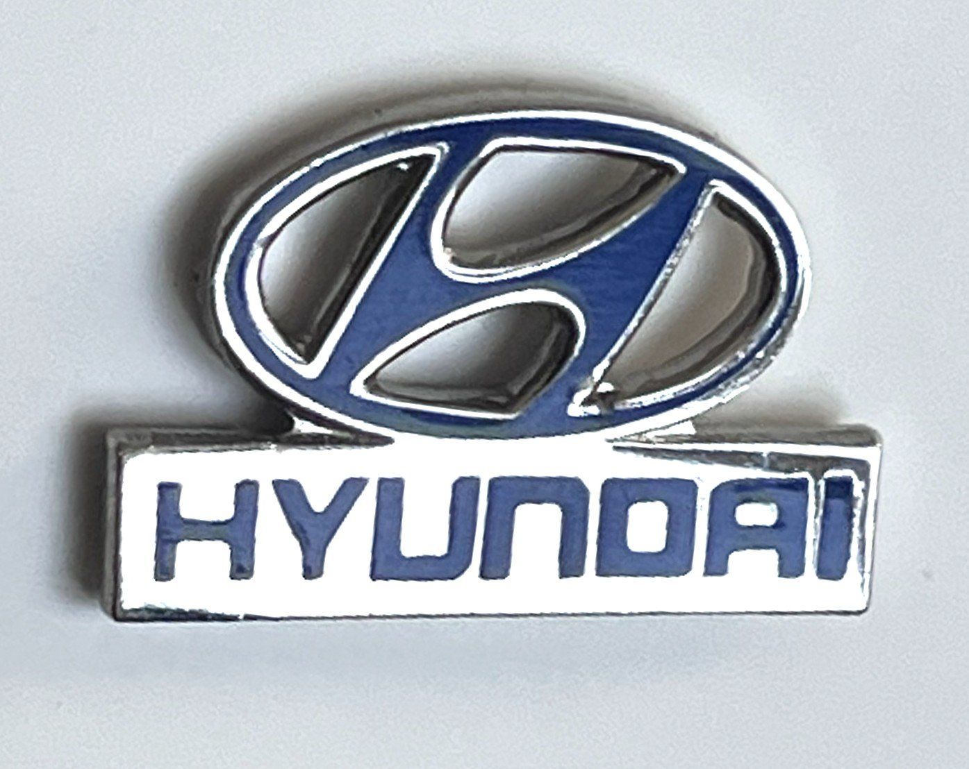 Placchette & Badge: Pin Emblem Auto Hyundai – Usato da Kriens venduto da TSCH1