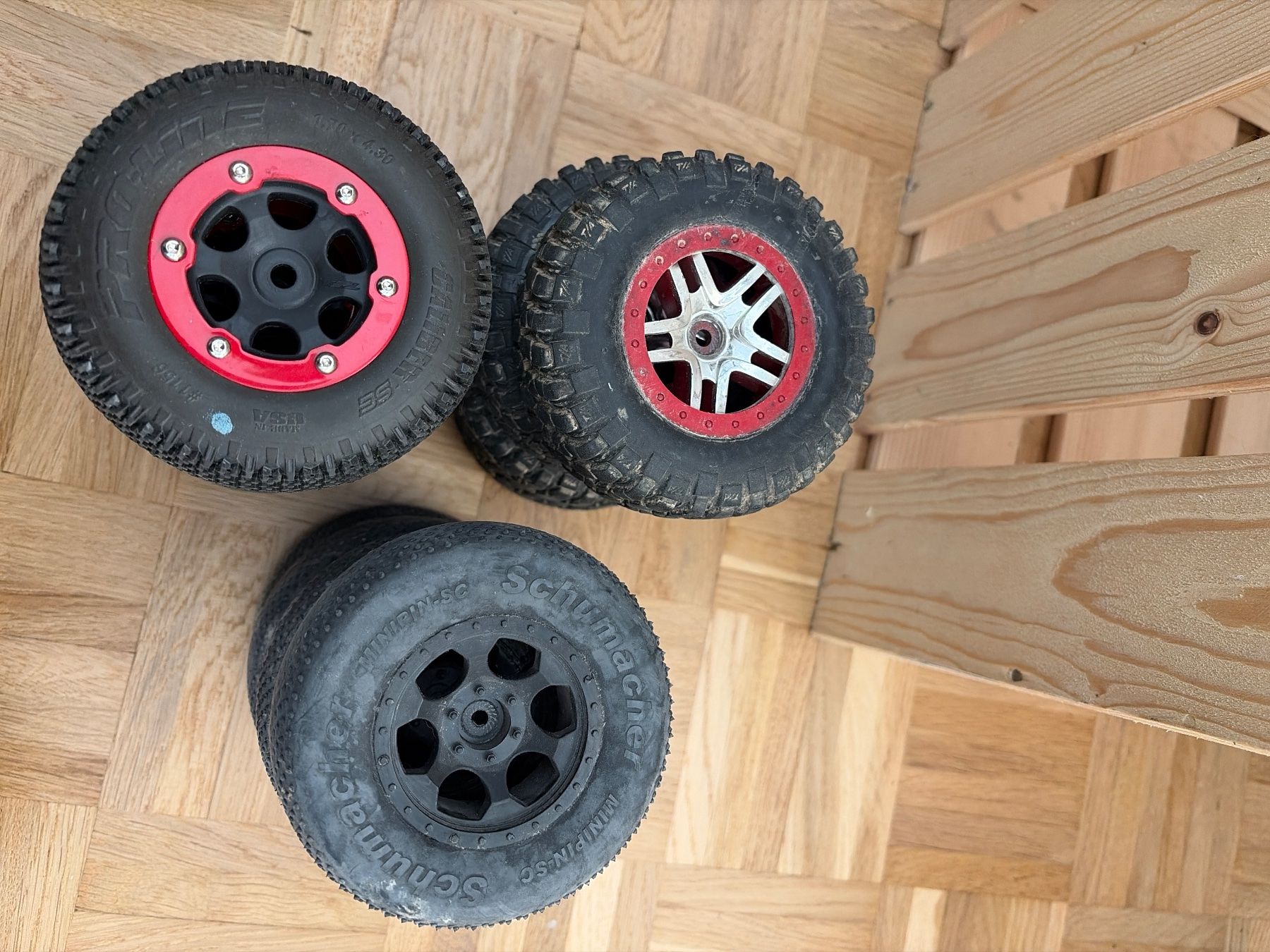 Traxxas Modellismo RC: RC Modellauto elektrisch mit mit 4 zusätzlichen  Pneusets – Usato da Gossau ZH venduto da Daniela710 3