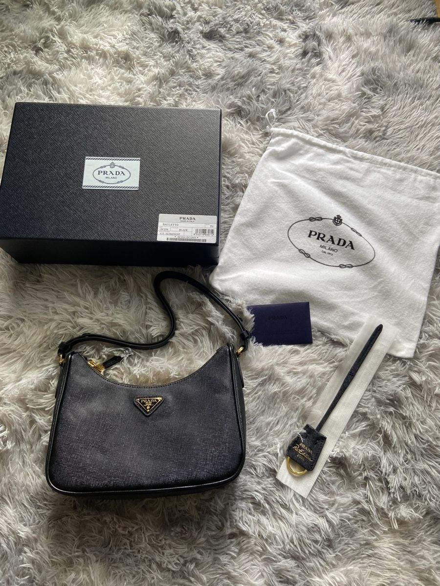 Prada Borse da donna: PRADA RE-EDITION 2005 BAG - BLACK – Nuovo (secondo la descrizione) da Embrach venduto da NovasOutlet