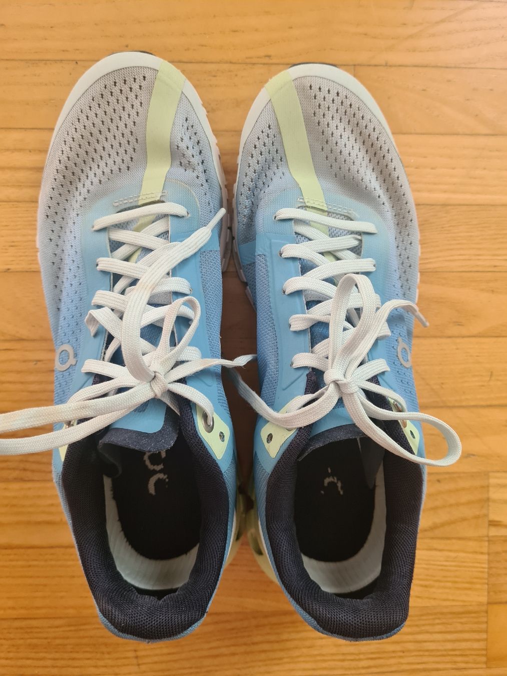 On Scarpe da uomo: ON sneakers, blau-weiss-hellgrün, gr. 40 – Usato da Steinhausen venduto da MilaB 5