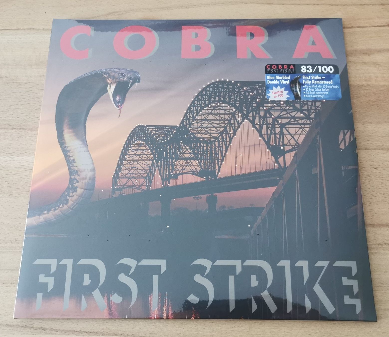 Schallplatten: COBRA: First strike 2-LP Remaster + Autogramm Mandy KROKUS – Gebraucht aus Münchwilen TG von Swb 2