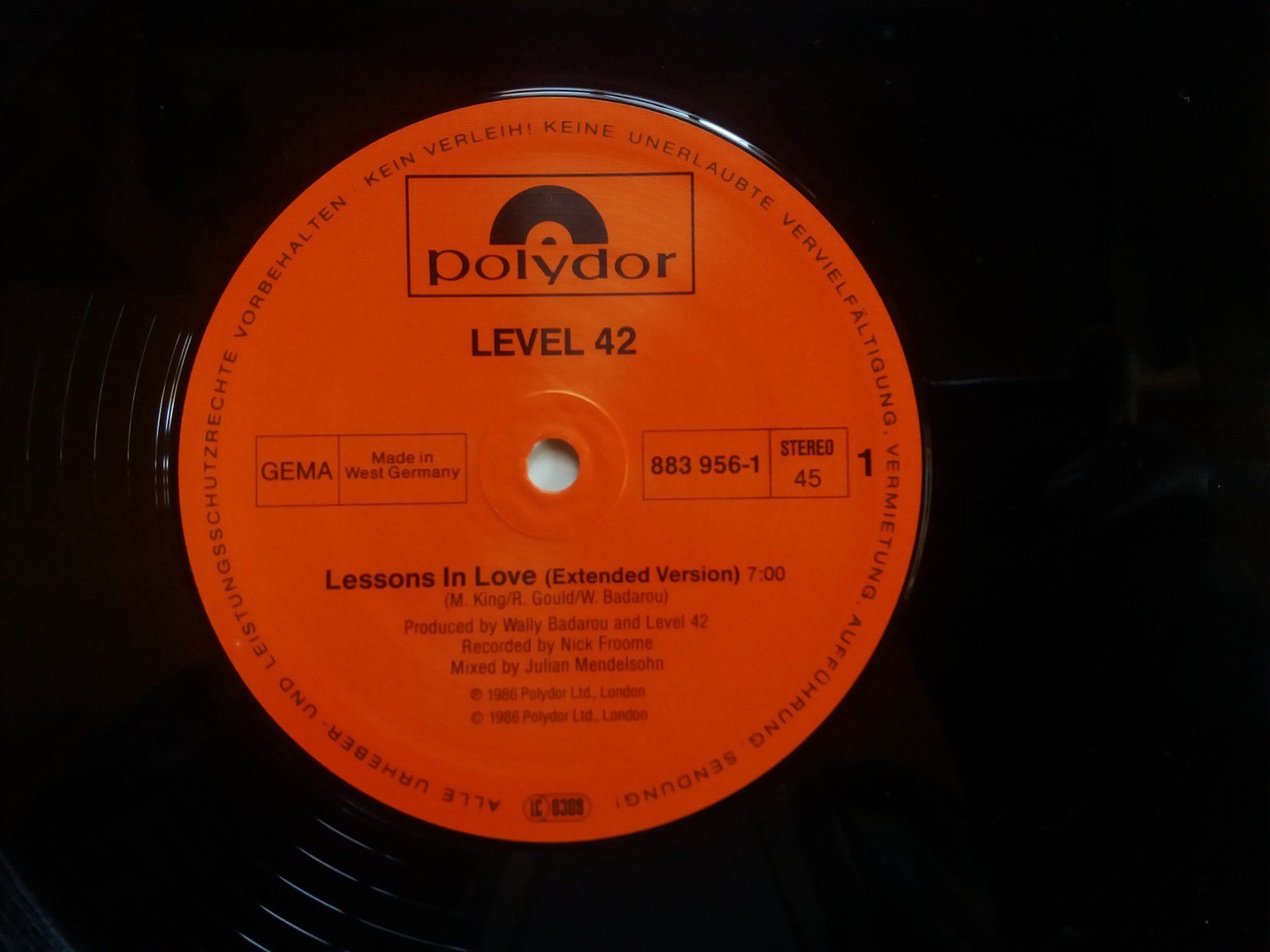 Dischi in vinile: Level 42 - Lessons In Love - Maxi Single Vinyle 45t – Usato da Meyrin venduto da toutatis 3