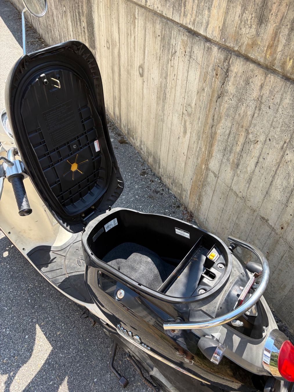 Sym Scooter: Scooter SYM Mio 100 – Usato da Vétroz venduto da fre_b2fh 3