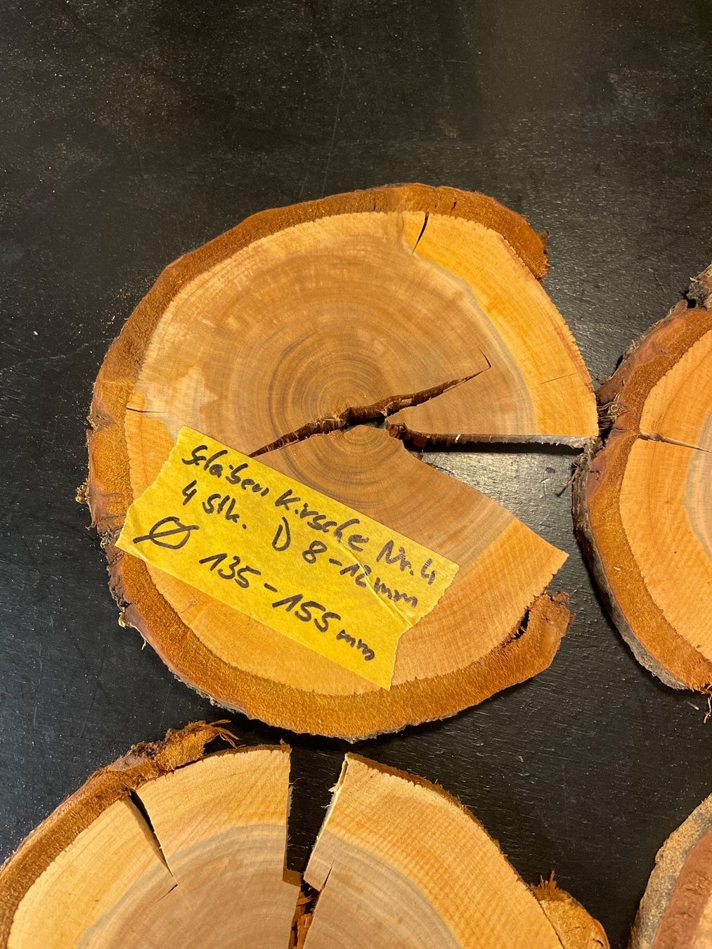 Articoli in legno: Holzscheiben Kirsche 4 Stück – Usato da Brunnen venduto da Holz-style 1