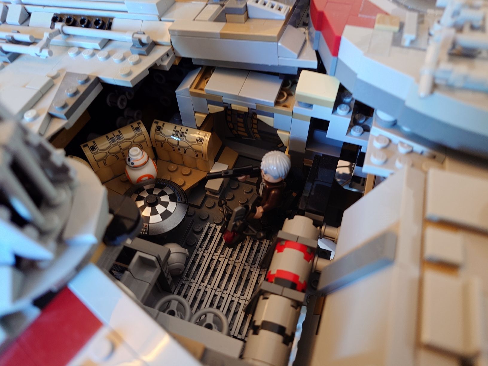 Lego Kit di costruzioni: LEGO 75192 UCS Millenium Falcon / UCS Milleniumfalke – Nuovo (secondo la descrizione) da Fehraltorf venduto da bra_g852 5