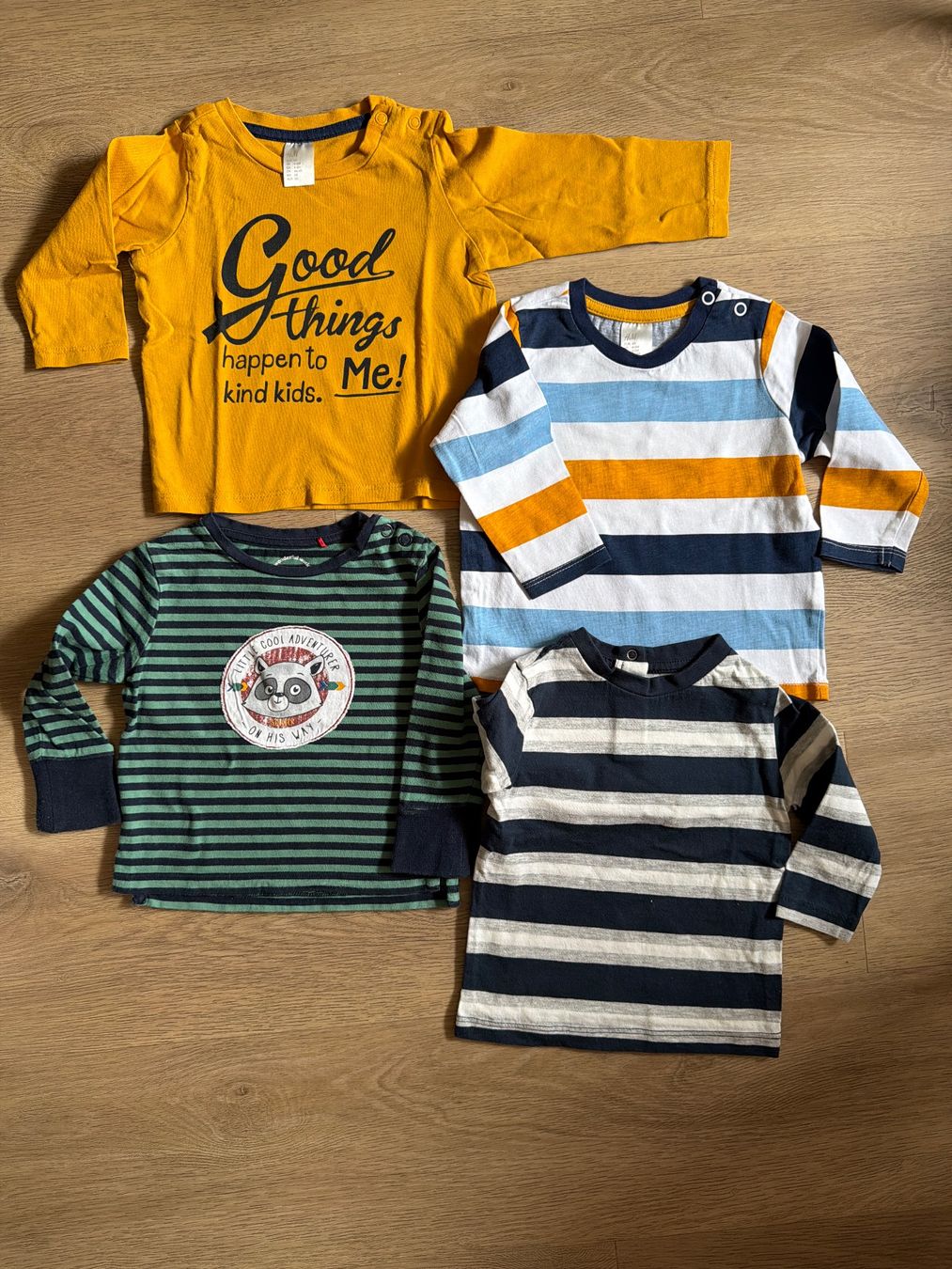 Camicie, Top & T-shirt: Langarm Shirts Gr 68 – Usato da Allschwil venduto da yvo-sch