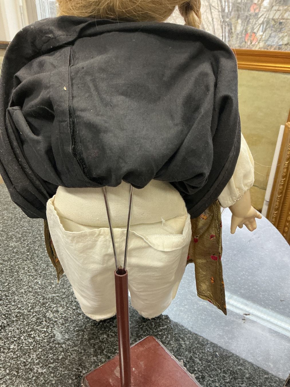 Bambole: Nummerierte Puppe in Tracht – Usato da Bern venduto da vielerart 3