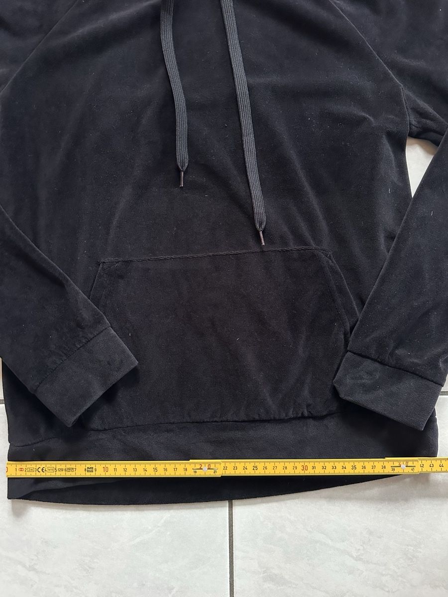 Pullover & Sweatshirts: Kapuzenpullover Samt Schwarz, guter Zustand – Gebraucht aus Hergiswil NW von kaufe_at_kaufmann 6