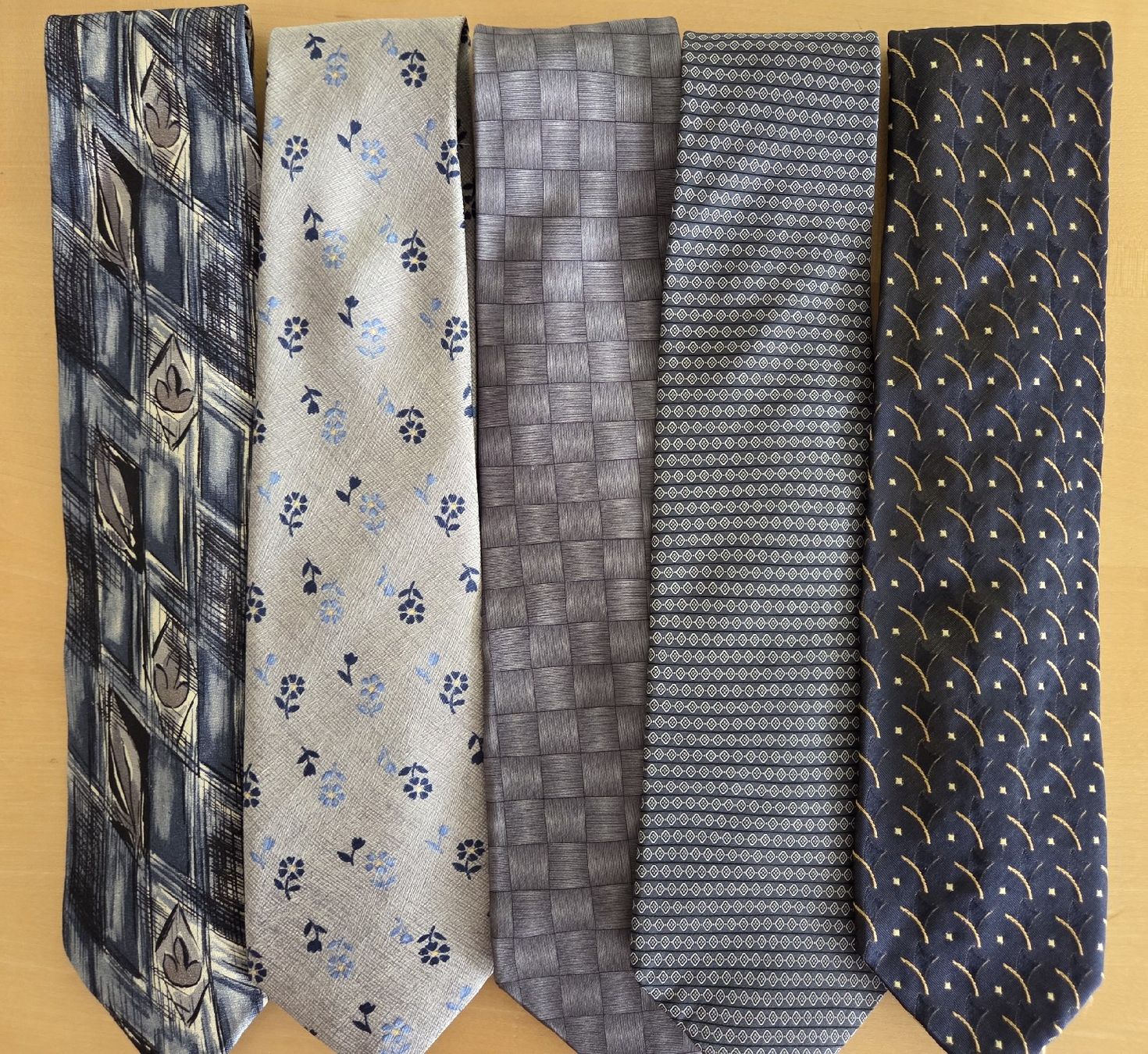 Cravates: Krawatten Set 15 Stk. Herren Krawatten Muster Mix – D'occasion à Hinwil par Hadlicasa 2